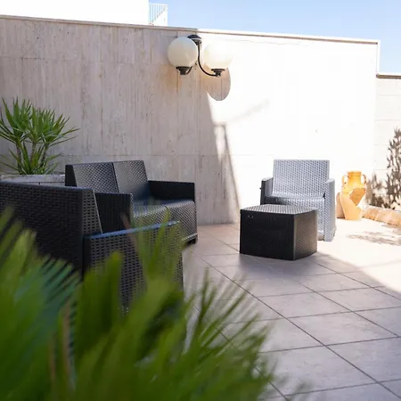 Casa Mandarino Con Parcheggio * 孔韦尔萨诺